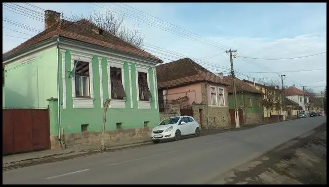 Cine a trăit și cum au trăit în Baraolt? Partea superioară a străzii Kossuth Street III.