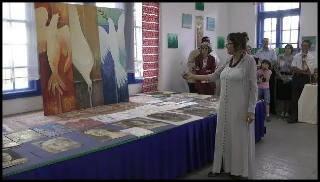 Lumea noastră, o expoziție de colecție a lui Gyöngyi Bardocz-Lutz